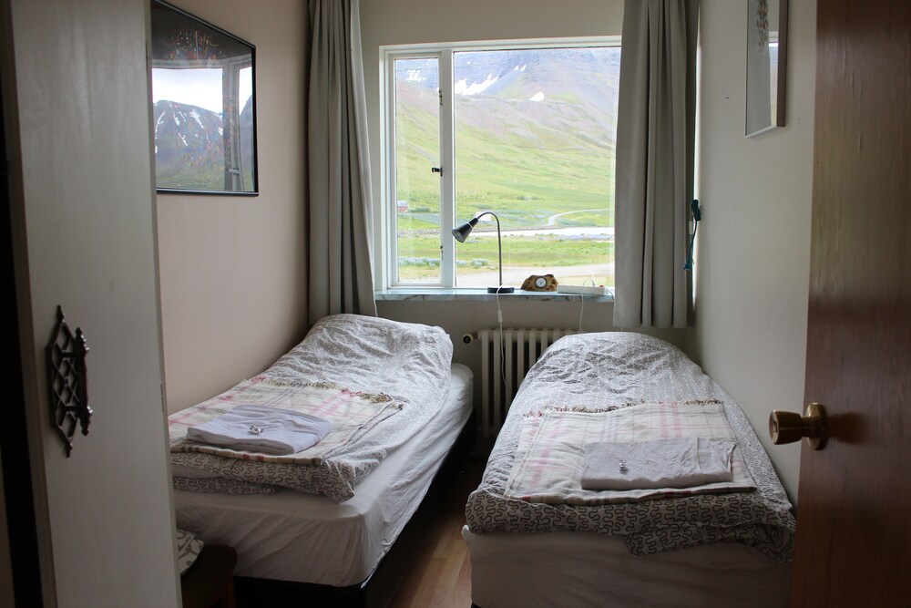 Sima Hostel & Apartments