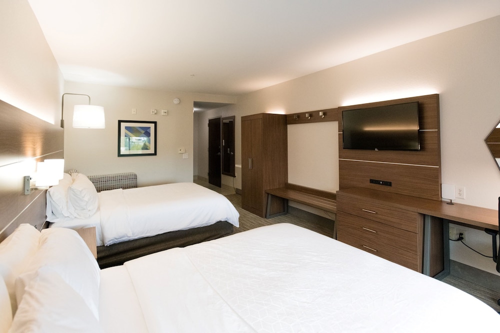 Holiday Inn Express Suites Lexington NwVineyard - photo 20
