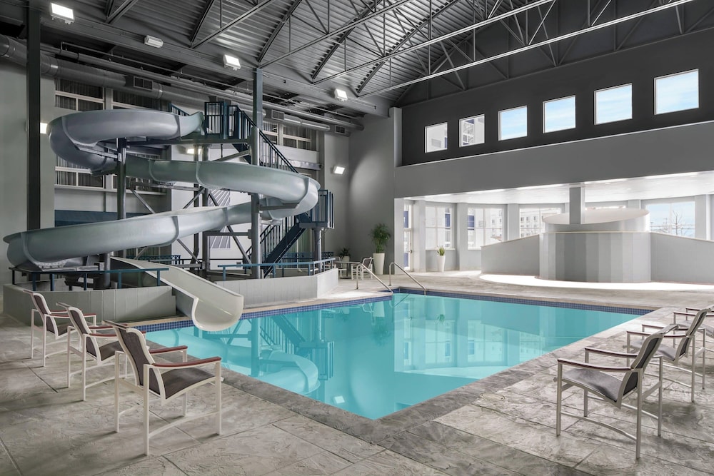 Delta Hotels by Marriott Green Bay - photo 29