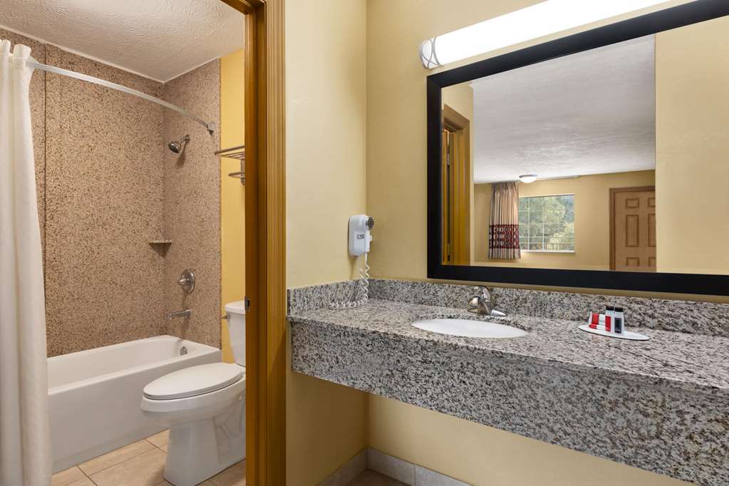 Super 8 by Wyndham Whites Creek Nashville NW Area - photo 26