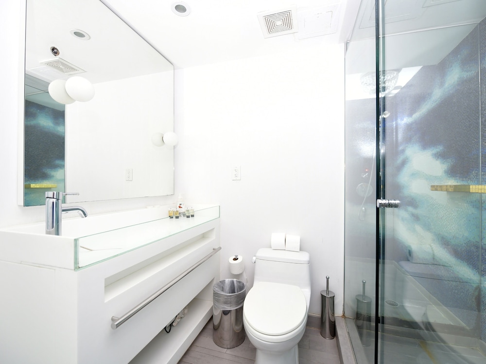 5 Condo Hotel South Beach 2 Queen and 1 King 821 - photo 29