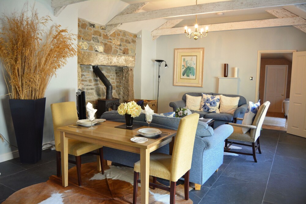 Spring Water Barn — hotel in Helston
