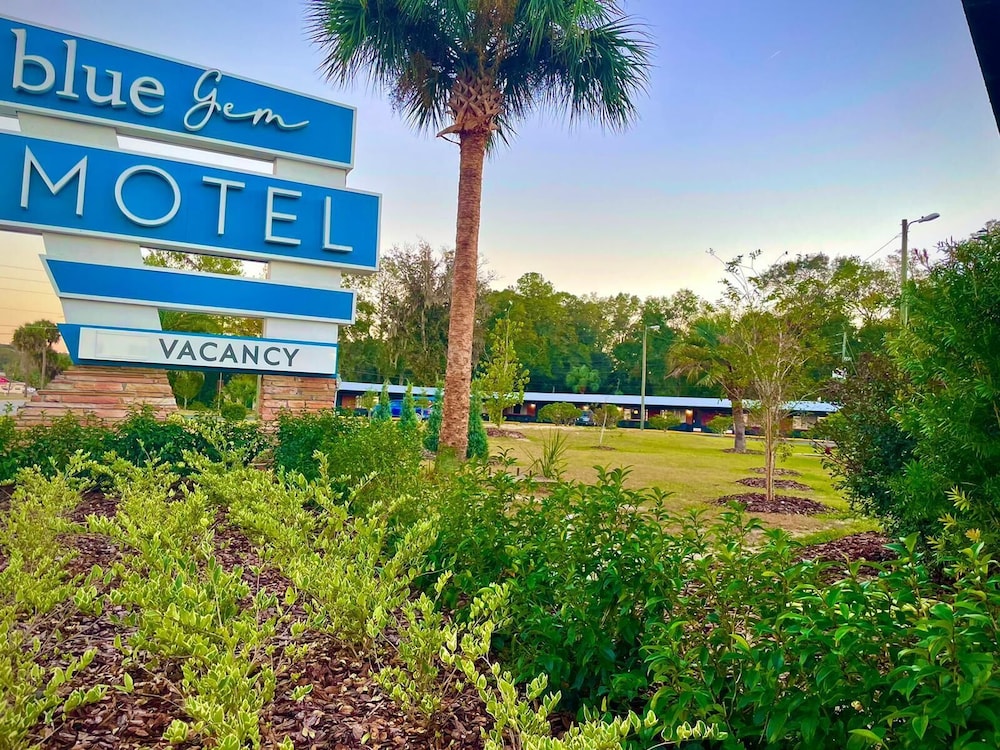 BlueGem Motel - photo 78