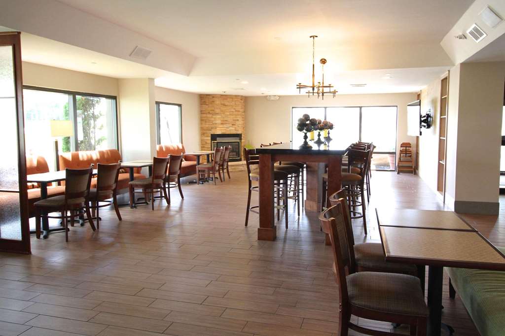 Country Inn & Suites Sandusky South - photo 14