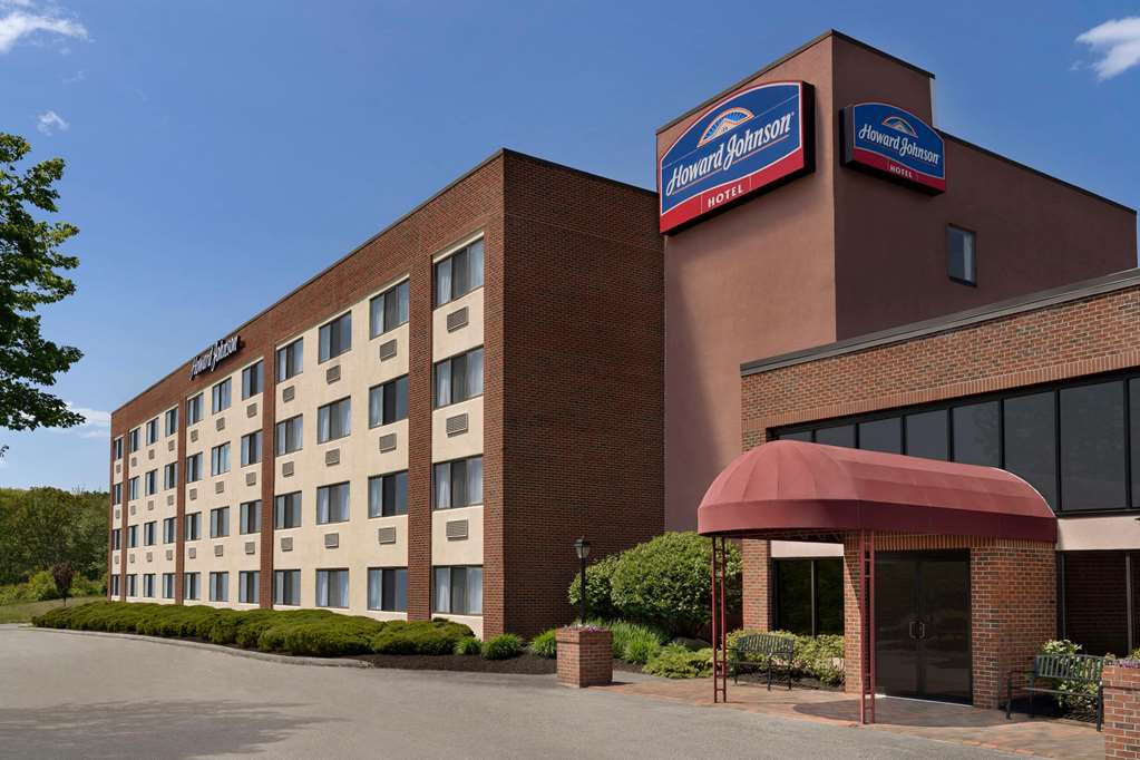 Howard Johnson Hotel by Wyndham South Portland - photo 2