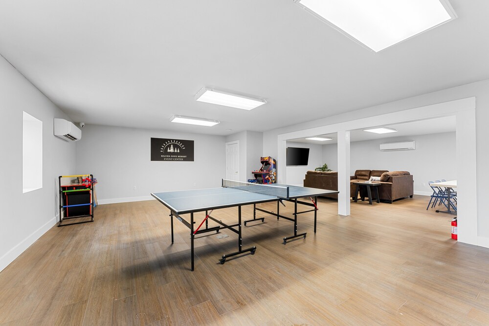 Silver Cove Resort on Table Rock Unit 18 - photo 12