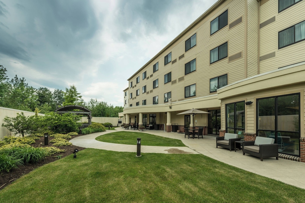 Courtyard by Marriott Bangor - photo 21