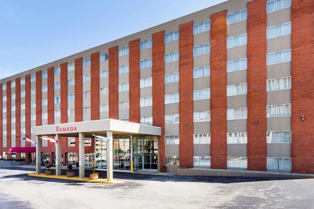 Ramada Milwaukee Downtown - last minute hotel in Milwaukee