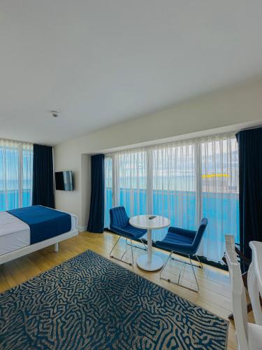 Seaside vip Hotel