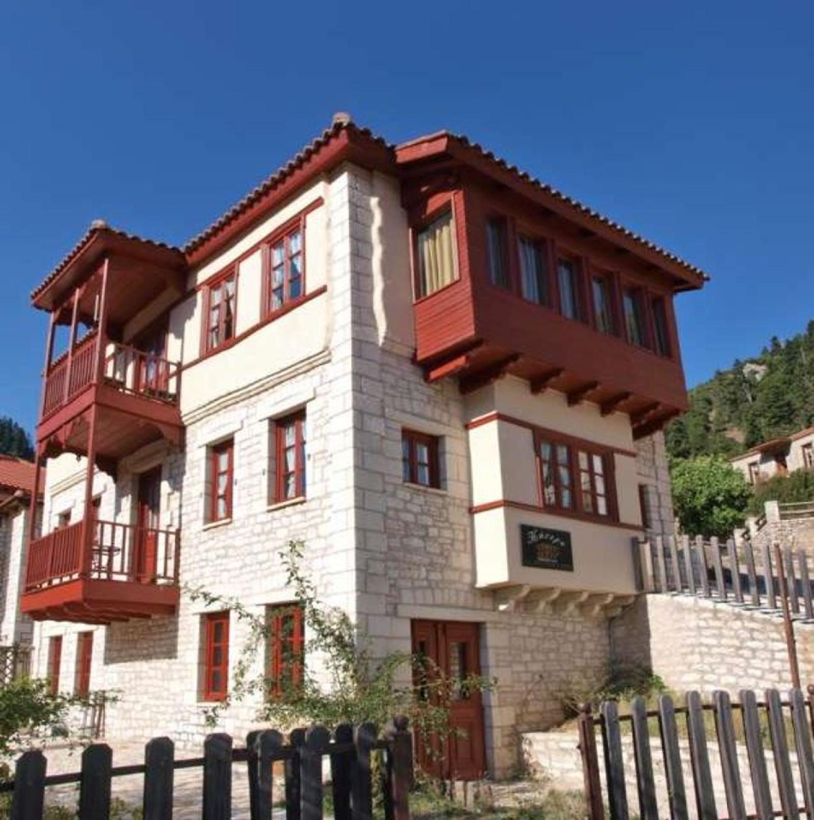Koryschades Village — Karpenisi