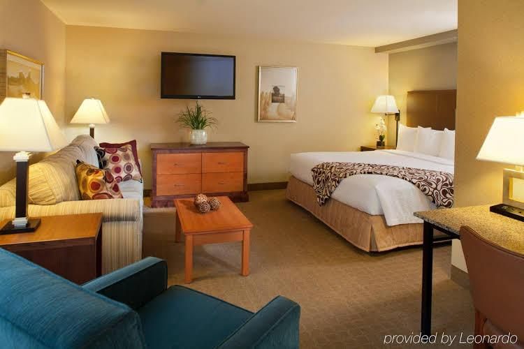 Silver Cloud Inn Bellevue Downtown in Bellevue, United States