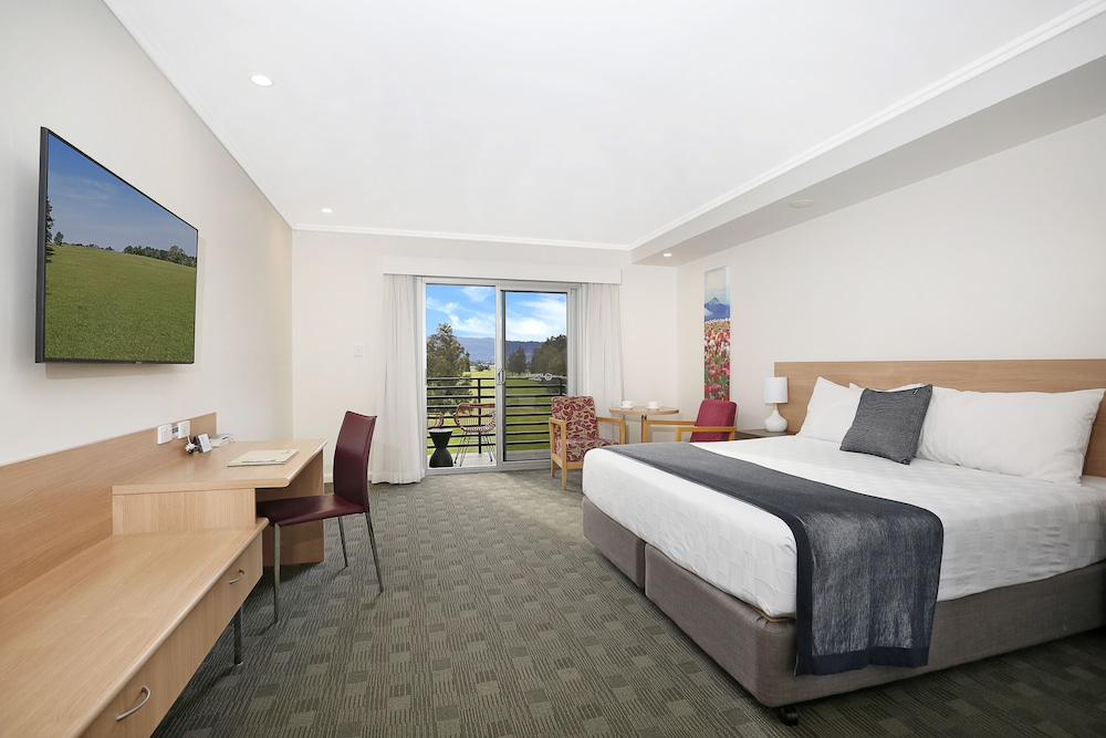 Springs Shoalhaven Nowra — Nowra — photo 4