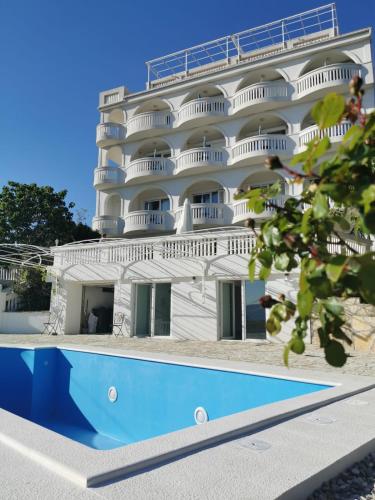 Villa Bellevue — 4-Star Luxury Hotel in Novi Vinodolski, Croatia