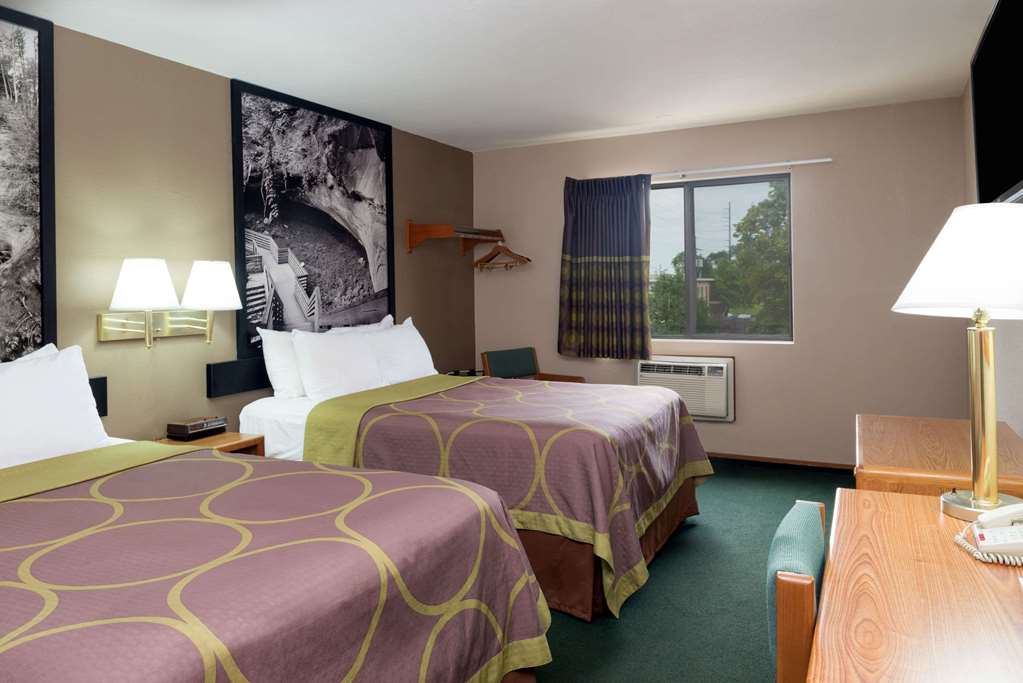 Super 8 by Wyndham Omaha NE - photo 12
