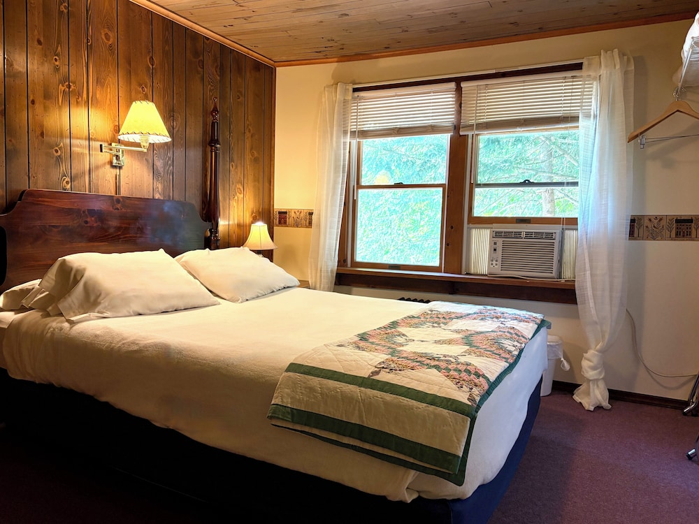 Whiteface Farm Adirondack Bed and Breakfast - photo 13