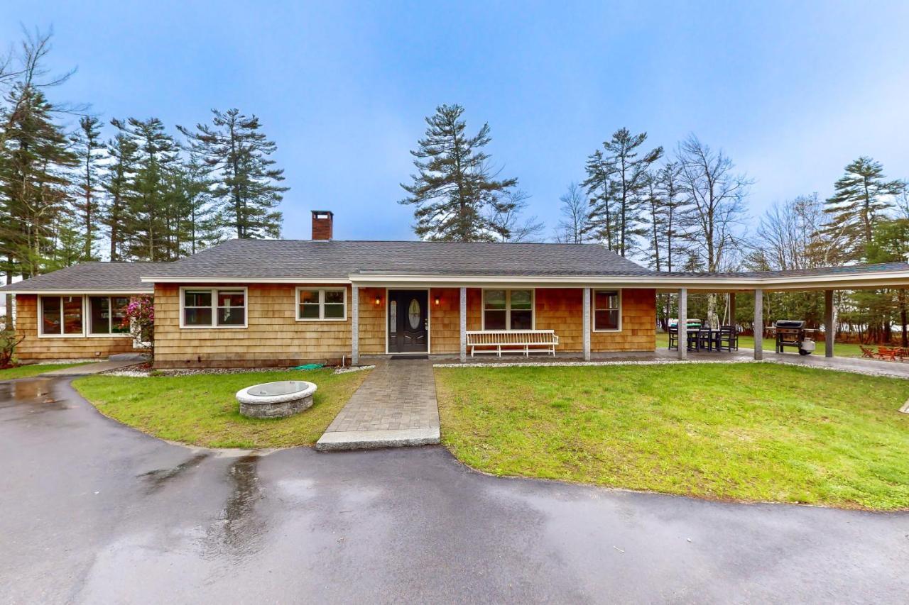 Neverending Lake Fun in Paris, United States