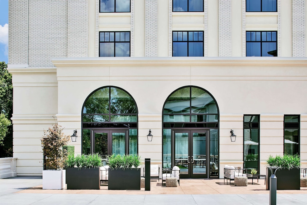 The Hamilton Alpharetta Curio Collection by Hilton - photo 34