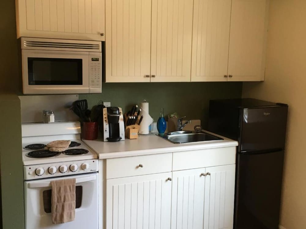 Clear Lake Cottages & Marina - photo 49