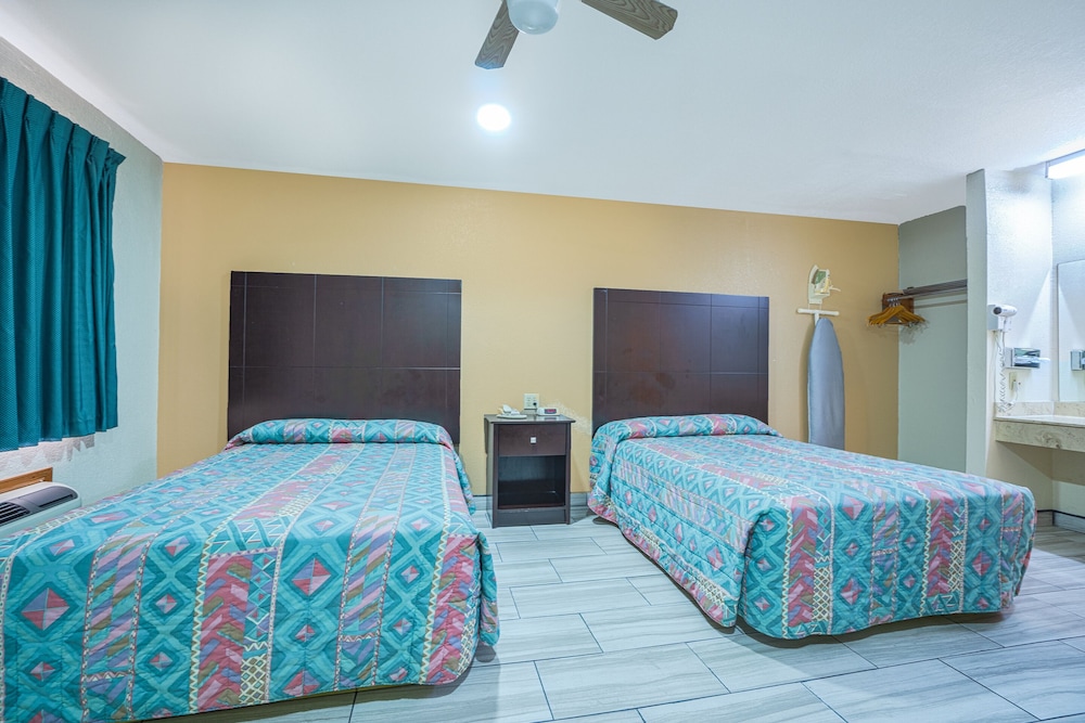 Texas Inn San Benito near Harlingen - photo 30