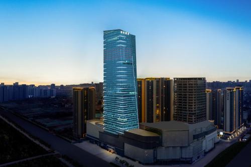 Atour Hotel Kunming Guandu Longhu Times Financial Center in Kunming, People's Republic of China