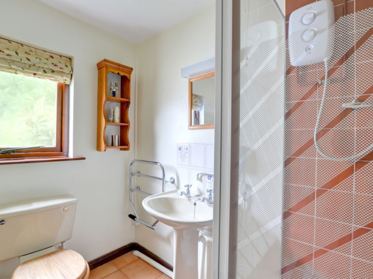 2 Bed in Llandeilo oc waw313 — Carmarthen — photo 2