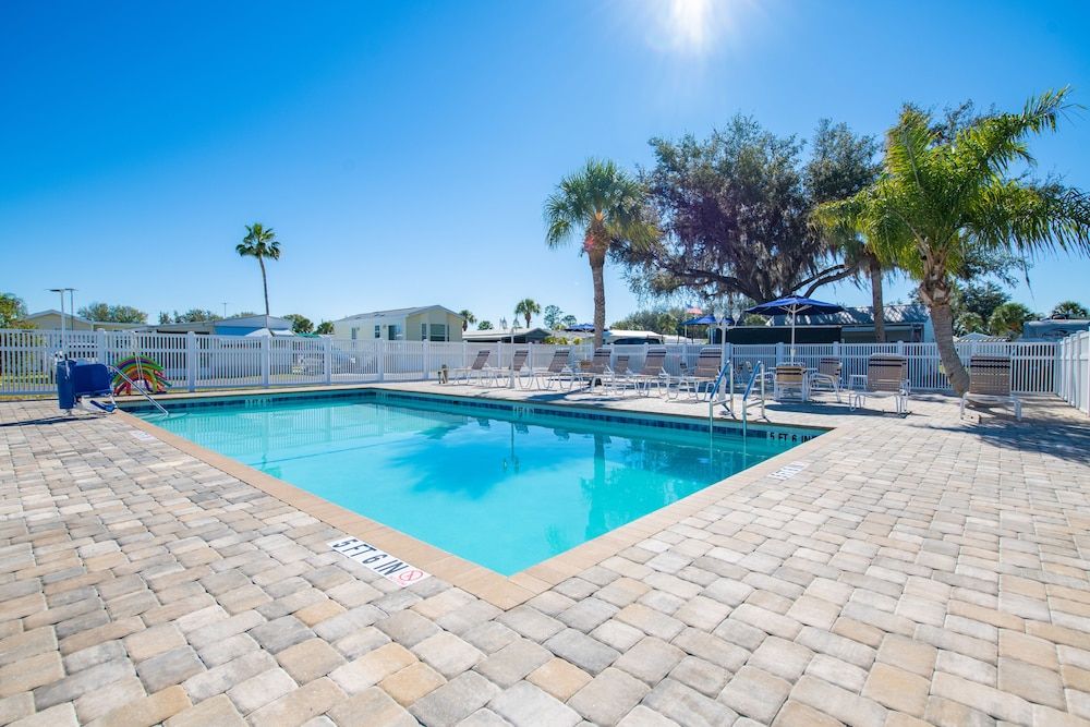 Big Tree RV Resort — hotel in Arcadia