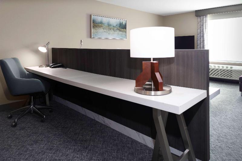 Hilton Garden Inn Fort Wayne North - photo 8