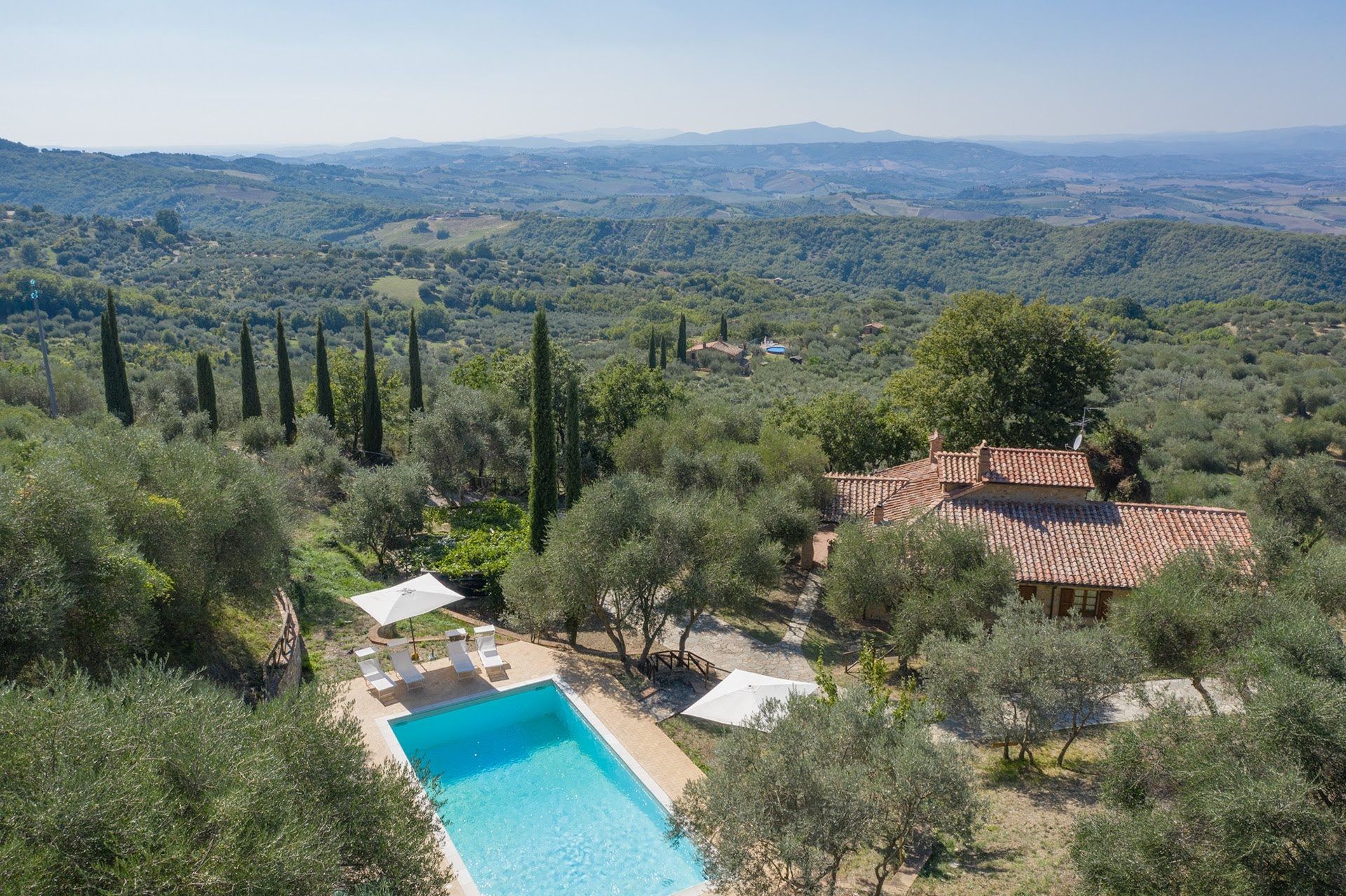 Casale Colombini — 4-Star Luxury Hotel in Cinigiano, Italy