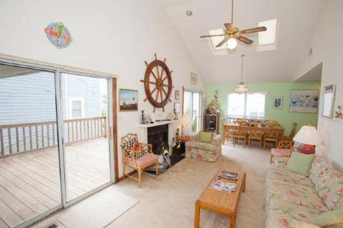 Pelican Perch North End VB — 4-Star Luxury Hotel in Virginia Beach, United States