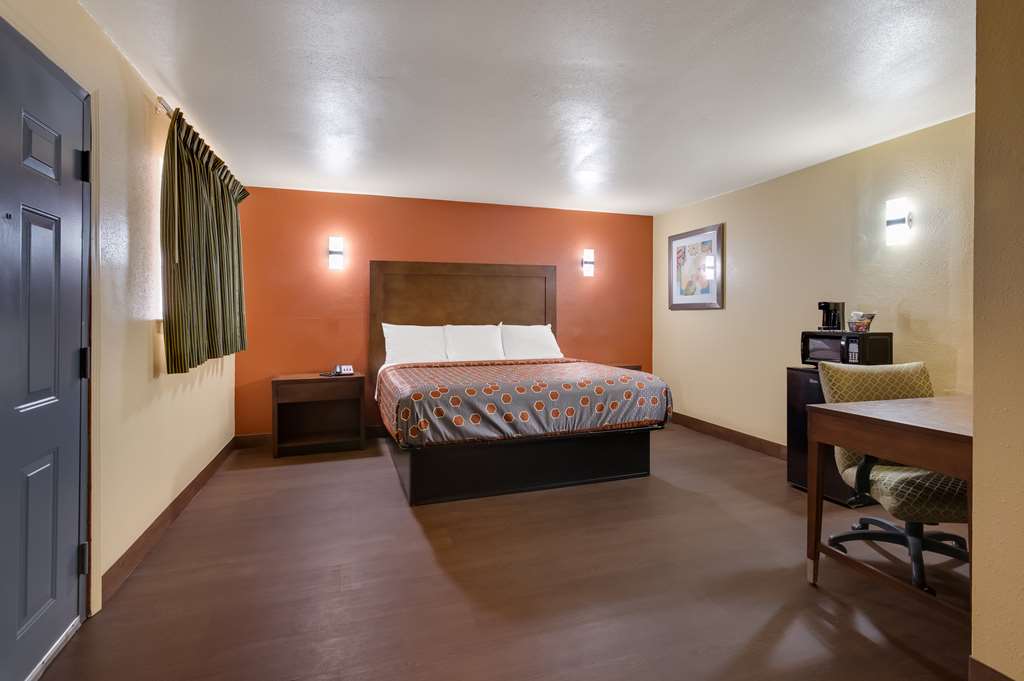 Relax Inn and Suites - photo 25