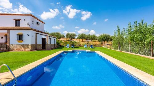 Casa La Pedrosa Setenil de las Bodegas by Ruralidays — 4-Star Luxury Hotel in Setenil De Las Bodegas, Spain