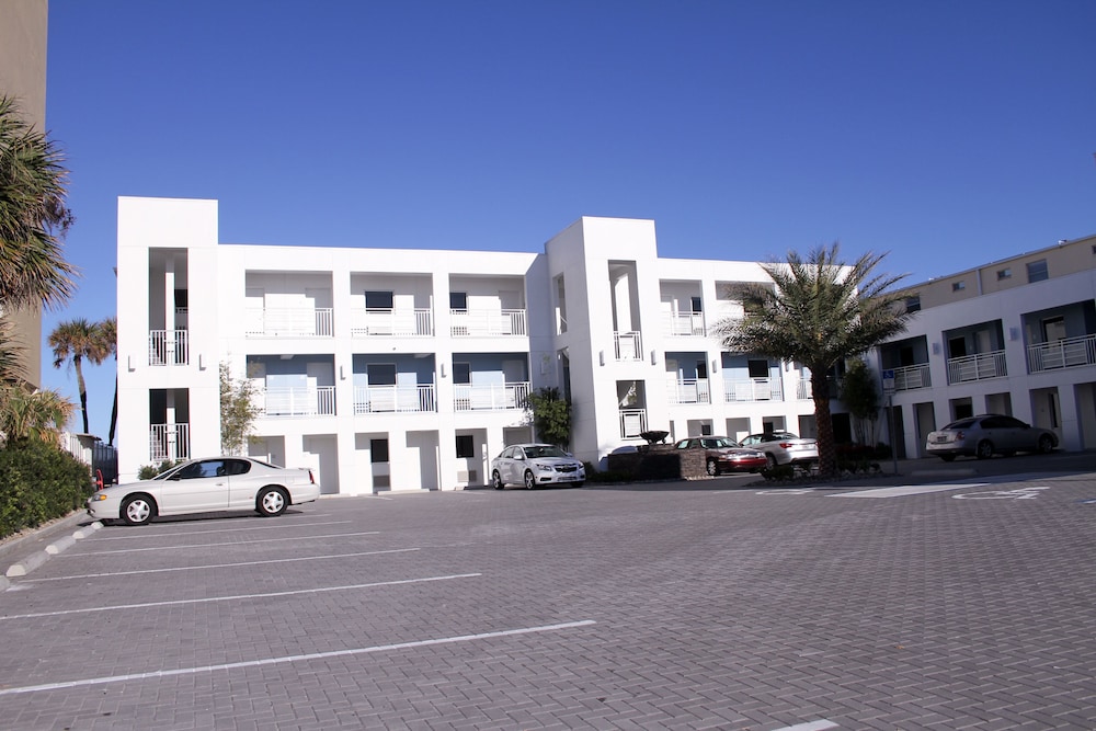 Lotus Boutique Inn & Suites - photo 49