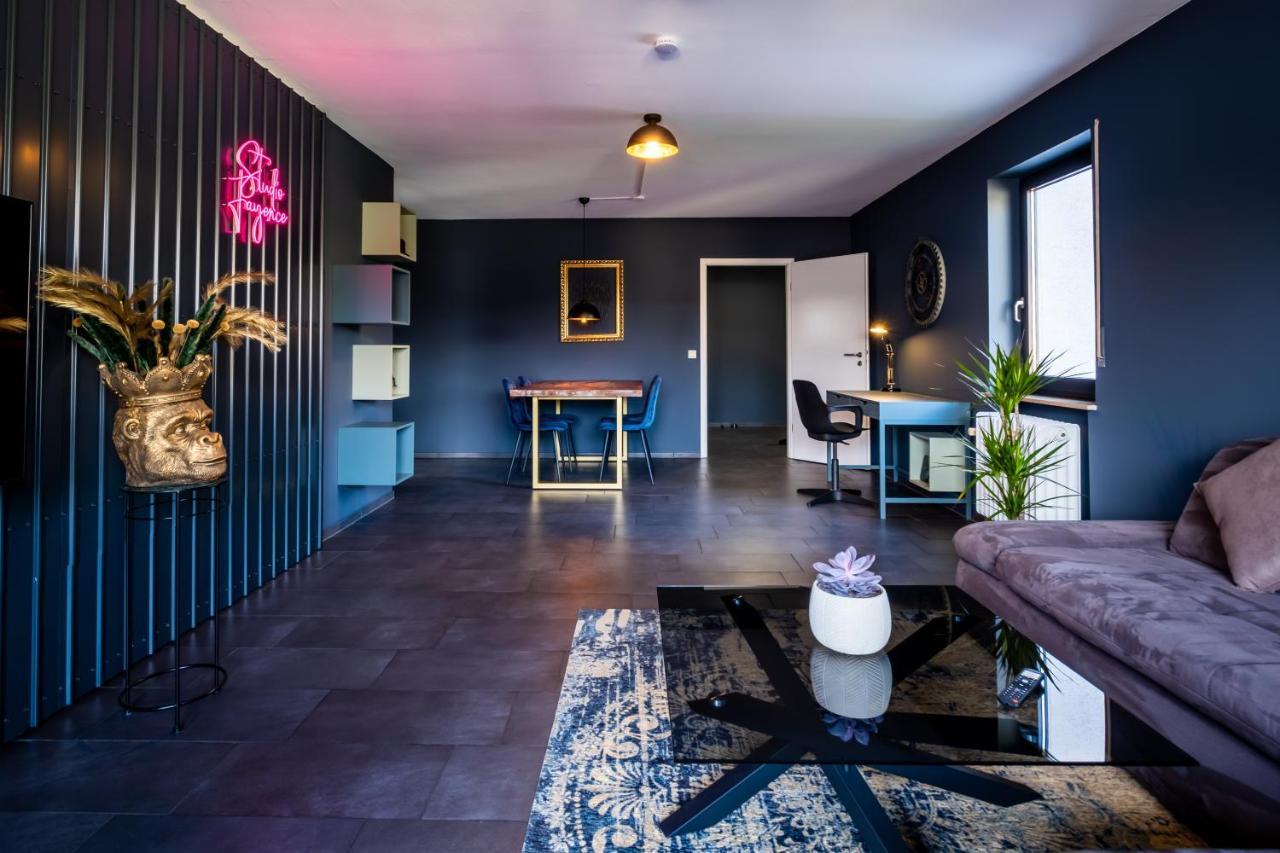 Design Studio Karlsruhe Durlach Stylisches Apartment 70qm Altstadt — 4-Star Luxury Hotel in Karlsruhe, Germany