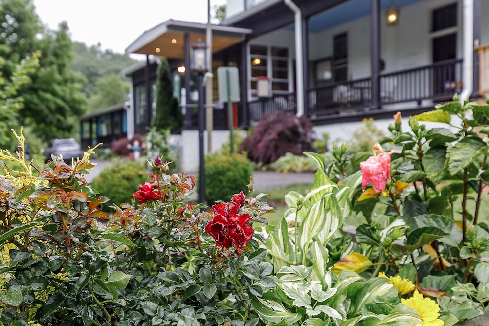 The Inn At Warm Springs - featured photo