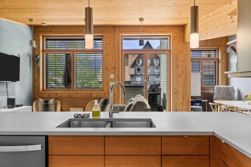 Alps #201 LEED Gold Certified in Canmore, Canada