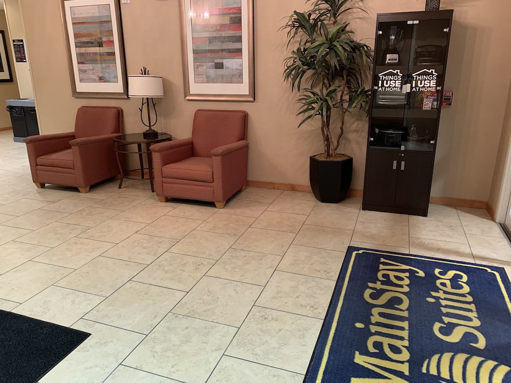 MainStay Suites Sidney Medical Center - photo 2
