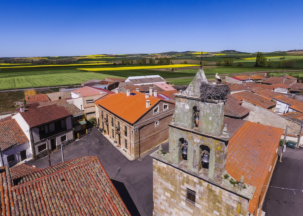 Posada Real del Buen Camino — 4-Star Luxury Hotel in Villanueva De Campean, Spain