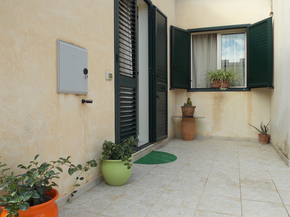 CasaAMare - carbon neutral hotel in Scicli