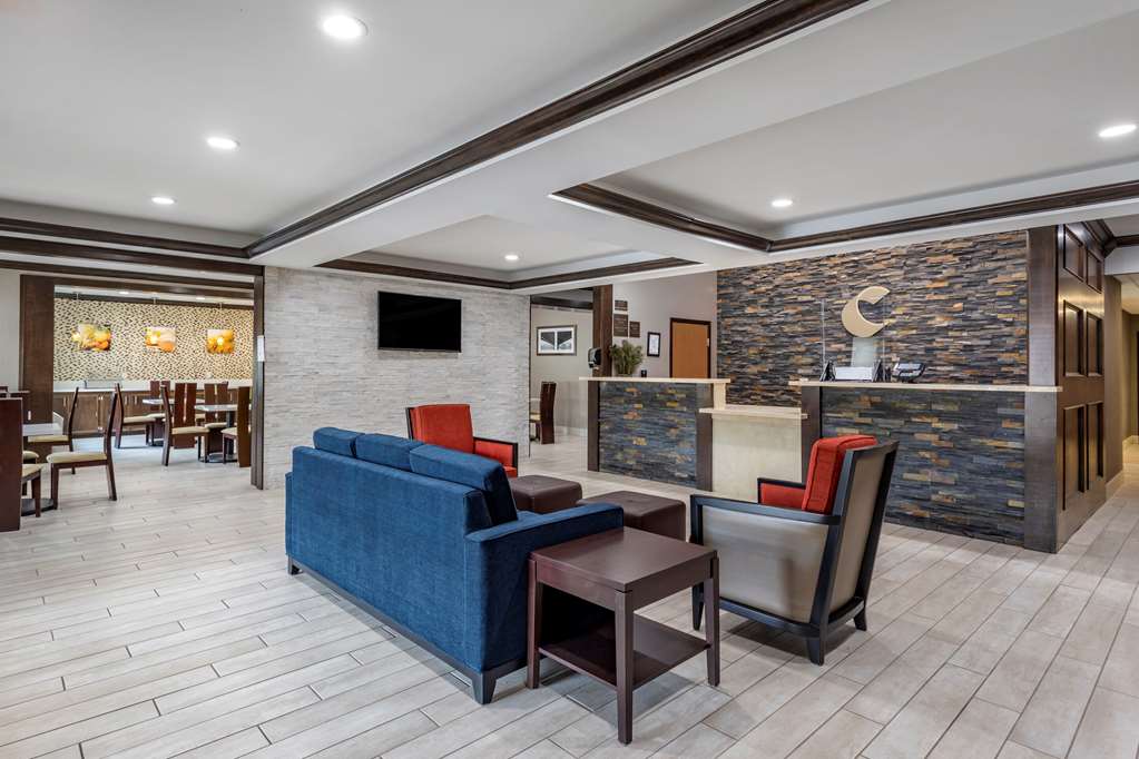 Comfort Inn & Suites North Little Rock JFK Blvd - photo 3