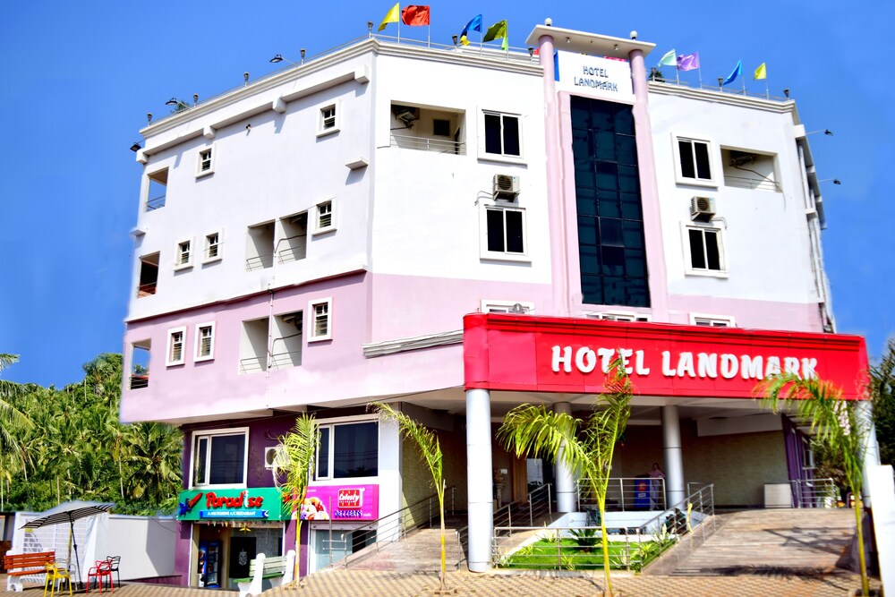 Hotel Landmark - carbon neutral hotel in Khurda