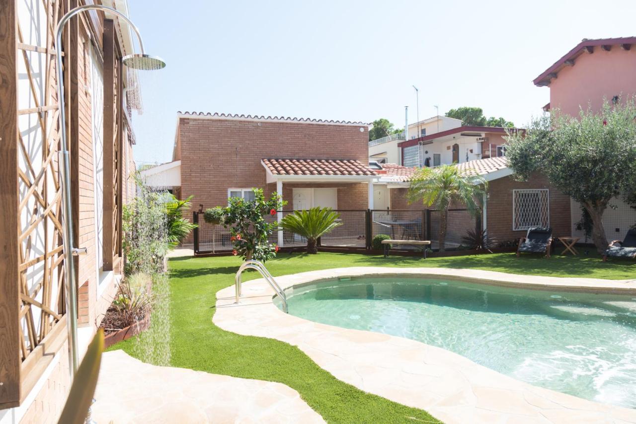 Rambla de Marisol Apartments — 4-Star Luxury Hotel in Castelldefels, Spain