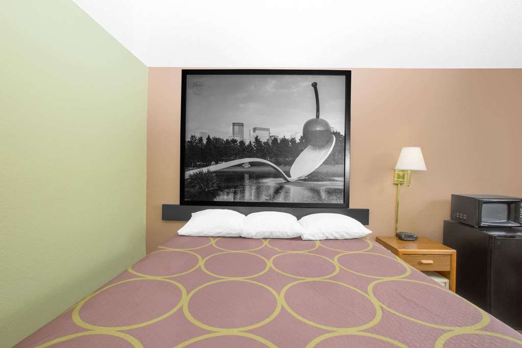 Super 8 by Wyndham Worthington Minnesota - photo 8