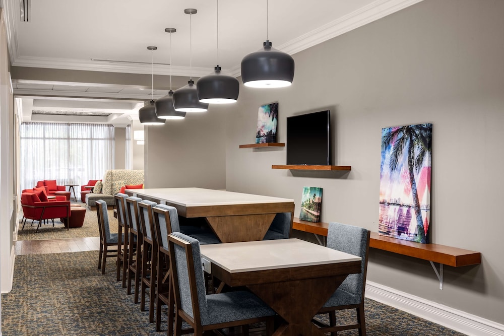 Hampton Inn by Hilton West Palm Beach Central Airport - photo 4