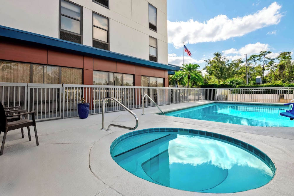 Hampton Inn Debary Deltona - photo 23