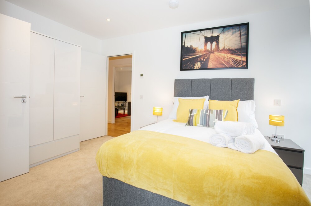 CDP Apartments Britannia Suite 1 — 4-Star Luxury Hotel in London, United Kingdom