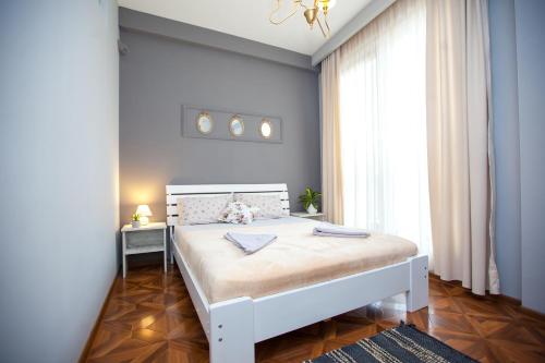 Old Alley Apartment