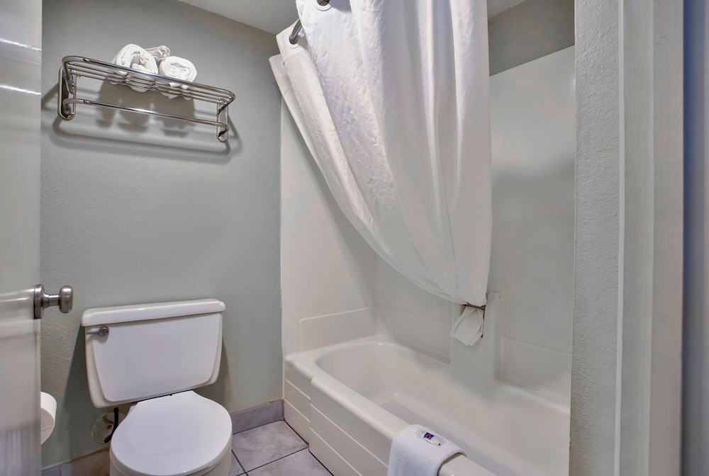 Motel6 Willcox AZ - photo 24