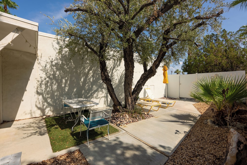 The Monkey Tree Hotel Adults Only - photo 49