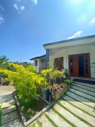 Kandy Mount Breeze - carbon neutral hotel in Unknown City