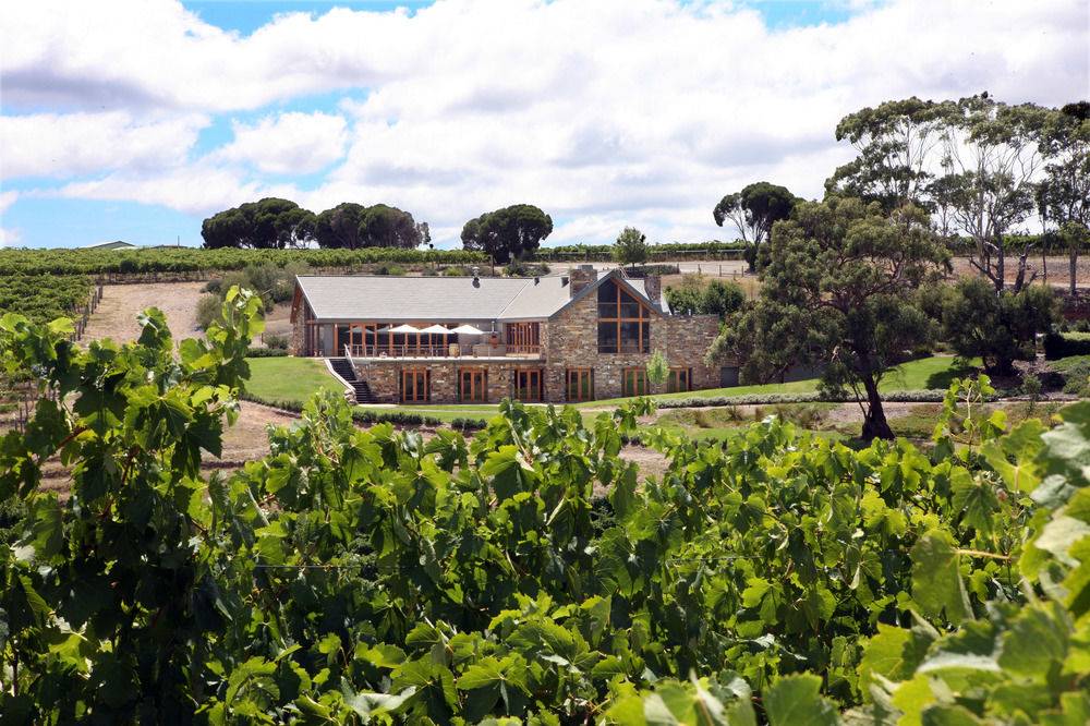 Chapel Hill Winery Guest House — 4-Star Luxury Hotel in Mclaren Vale, Australia
